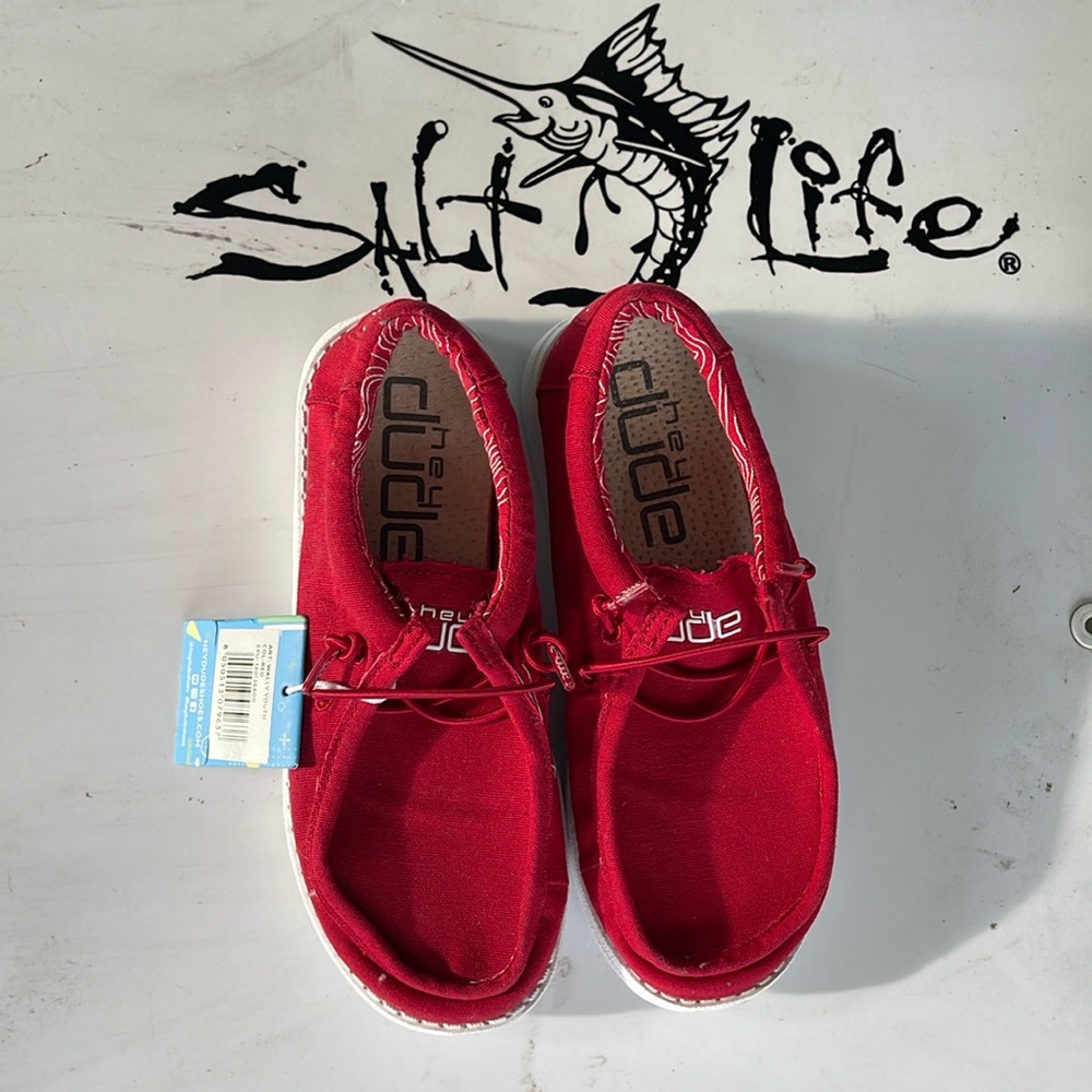 New with tags hey dudes youth